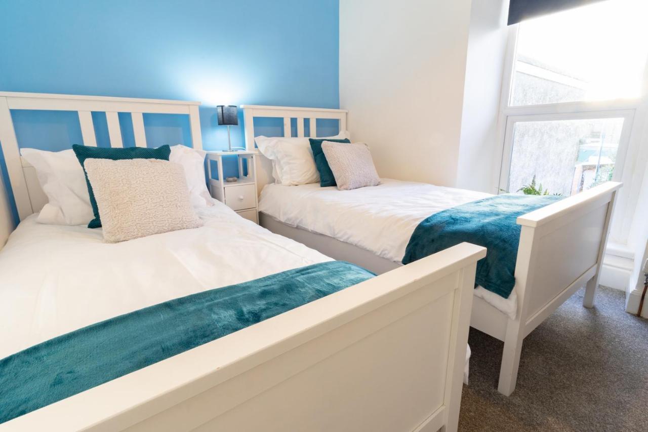 Newly-Renovated, Mid-Terrace Cottage In Porthmadog Bagian luar foto